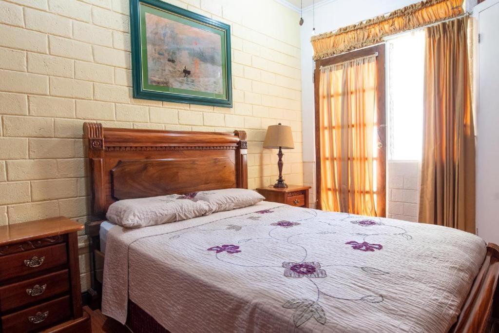 Sura Bed And Breakfast 聖荷西 外观 照片
